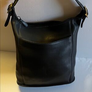 COACH Black leather Slim Duffle Sac #9060
